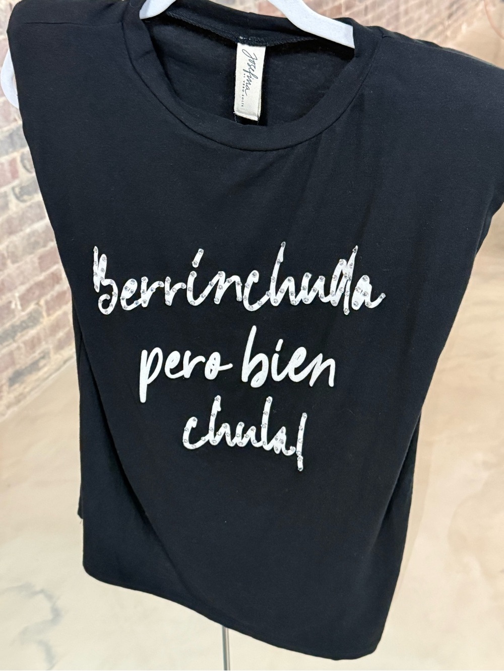 Black Graphic Short Sleeve Tee - 'Berrinchuda pero bien chula'